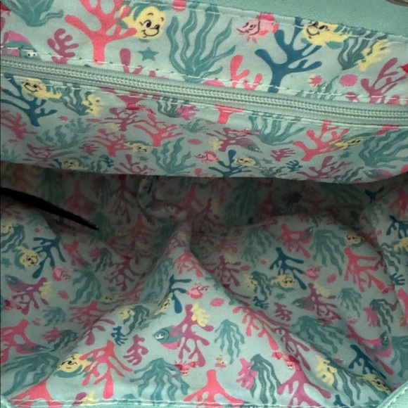 Disney Loungefly Seafoam Green Quilted Bag - Picture 6 of 6